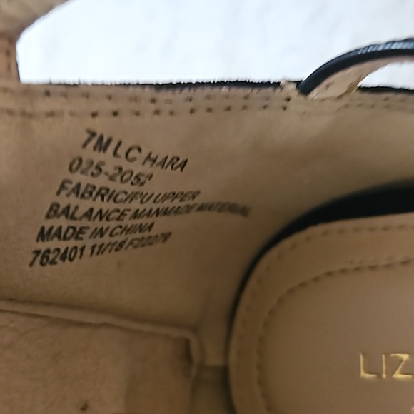 LIZ CLAIBORNE HEELS - Picture 3 of 7